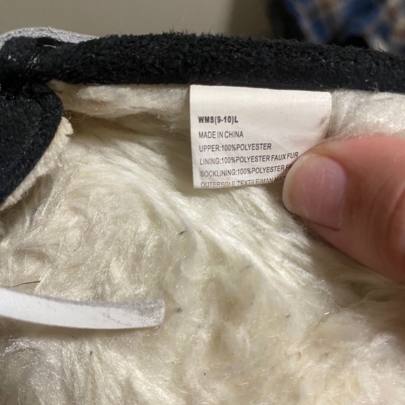 Slippers - Picture 2 of 2